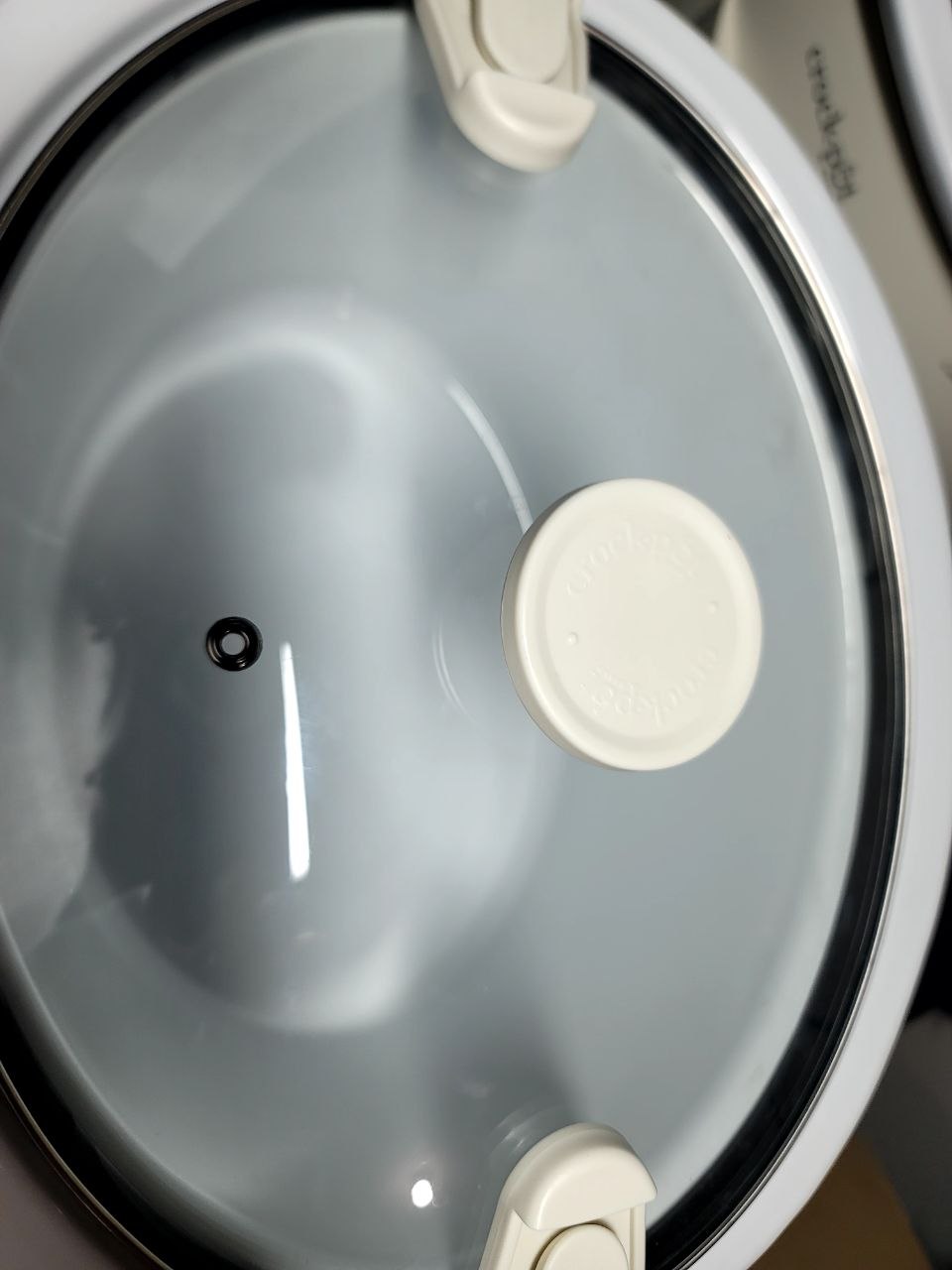 Crockpot Slow Cooker 7 Qt (White) gallery image