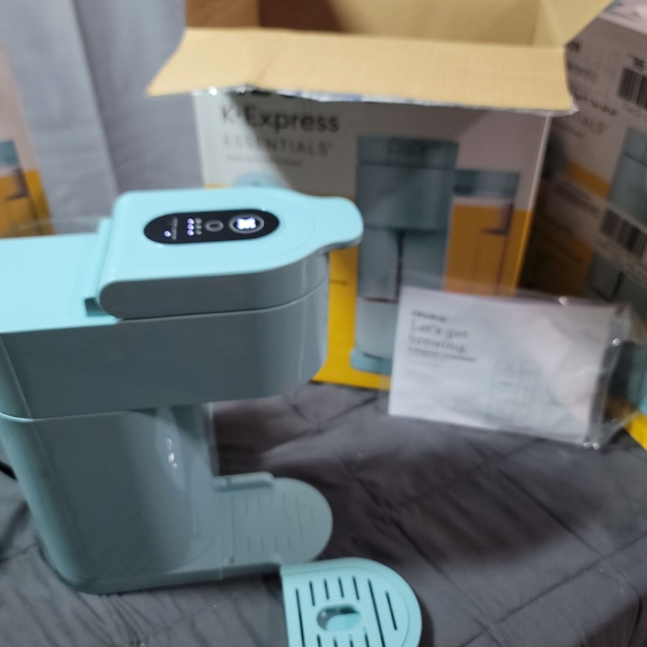 Keurig K-Express Essentials Coffee Maker (Seafoam) gallery image